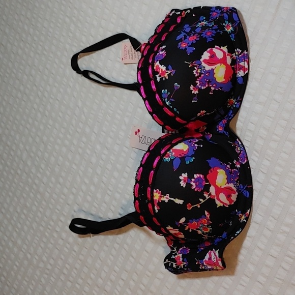 La SENZA Other - NWT BLACK MULTI FLORAL LA SENZA PERFECTLY ME PUSH UP BRA 34B
